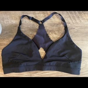 Lululemon bra